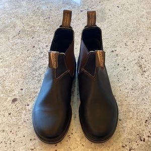 BLUNDSTONE #500 CHELSEA BOOTS- STOUT BROWN